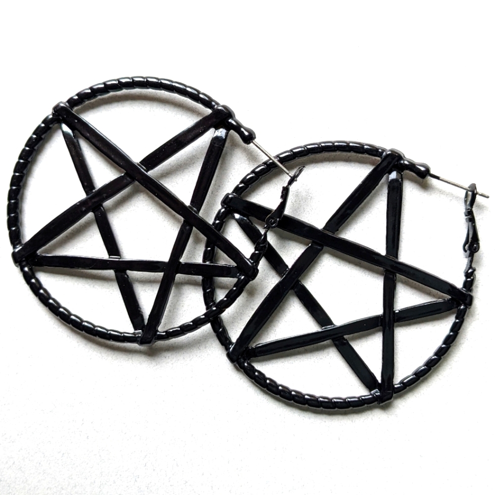 Pentacle Earrings Spirit Halloween